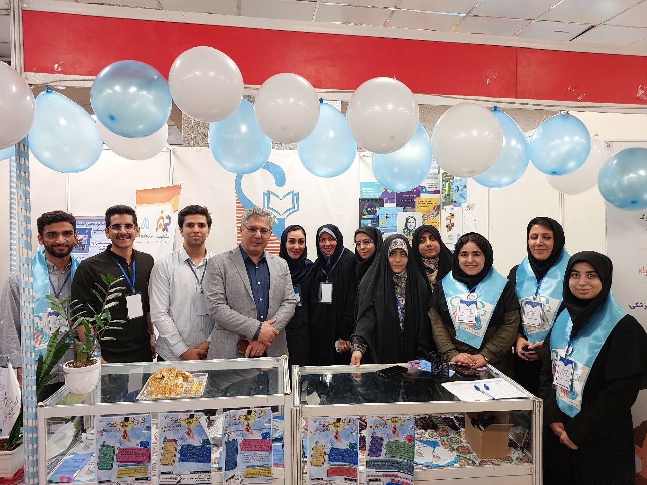 جشن سلام ایران در غرفه کمیته دانشجویی توسعه آموزش چگونه گذشت؟