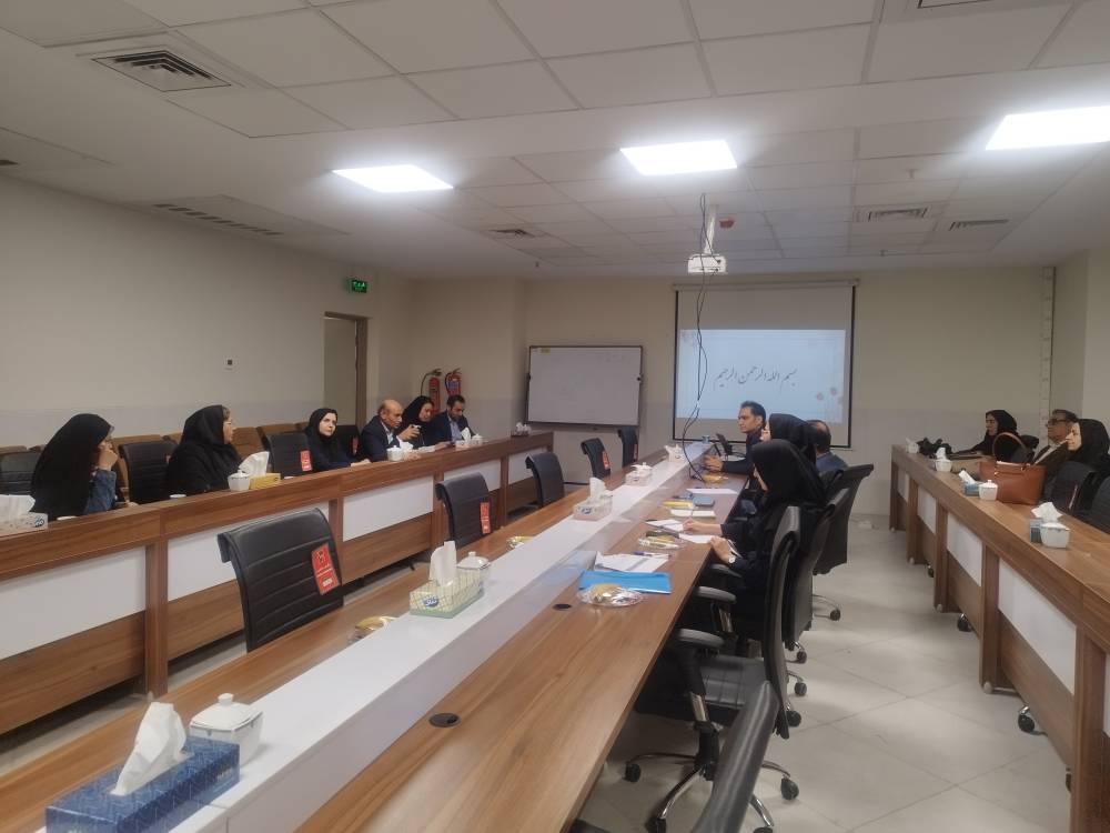 مرکز مطالعات و توسعه آموزش پزشکی دانشگاه پنجمین بازدید دوره ای دفاتر توسعه آموزش تابعه دانشگاه را در روز سه شنبه مورخ 29/07/1404 برگزار کرد.