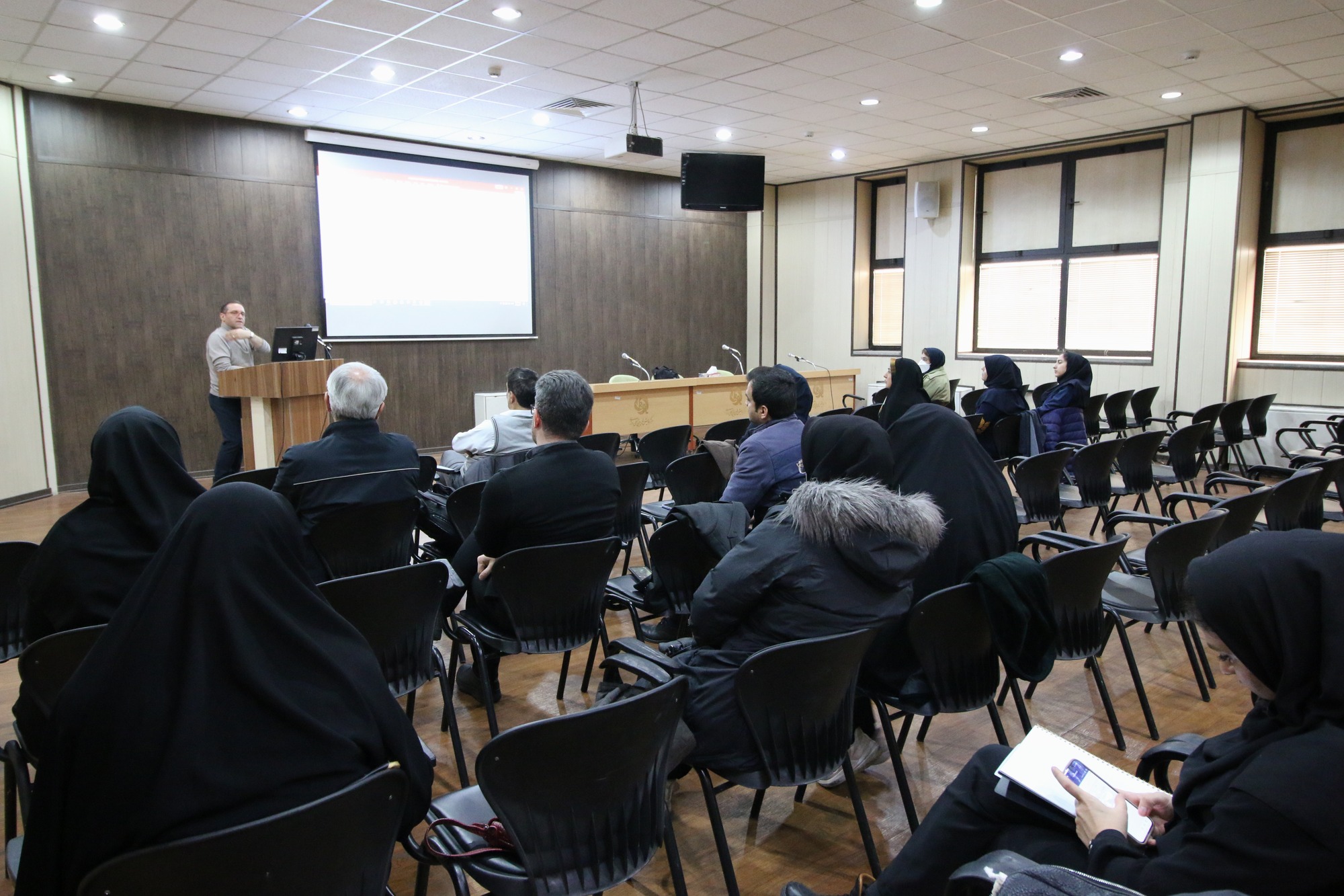 مدرسه بالندگی اعضای هیأت علمی دانشگاه علوم پزشکی ایران برگزار شد.